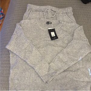 Gray Ribbed Woman’s Sweater Pant set
